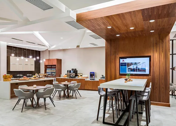 North Charleston Hotels