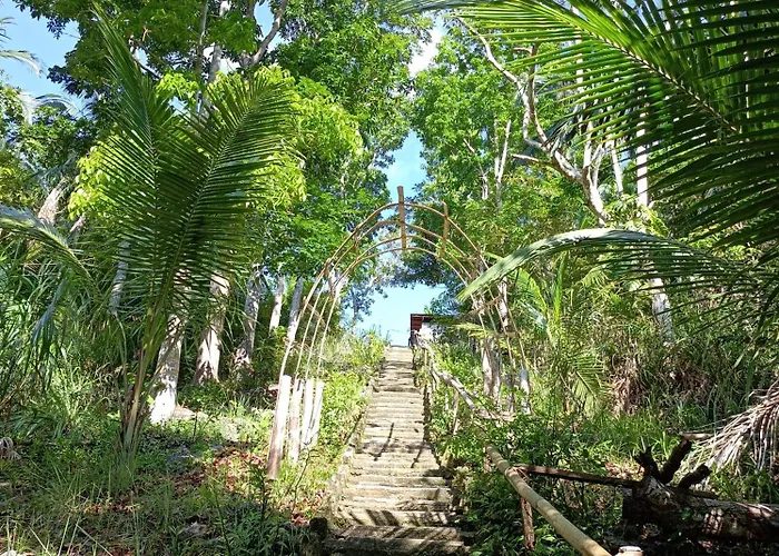Loboc Hotels