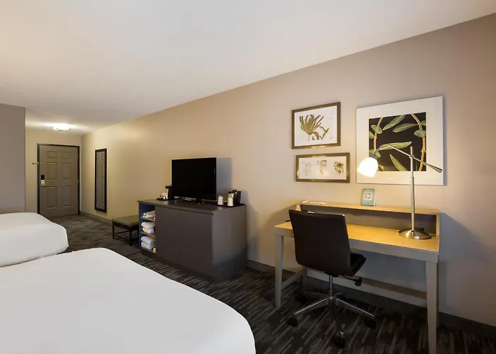 Country Inn & Suites By Radisson, Marion, Il