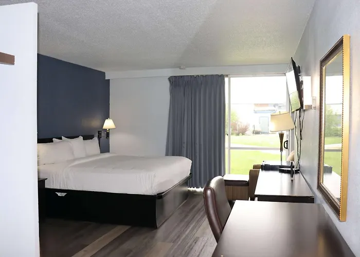 Travelodge By Wyndham Milwaukee