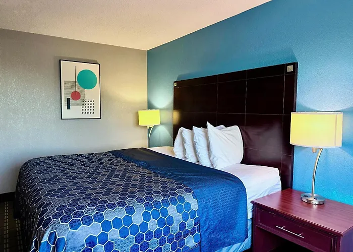 American Inn Cedar Rapids South