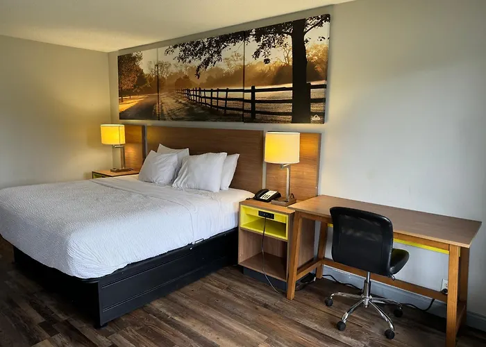 Rodeway Inn Owensboro South