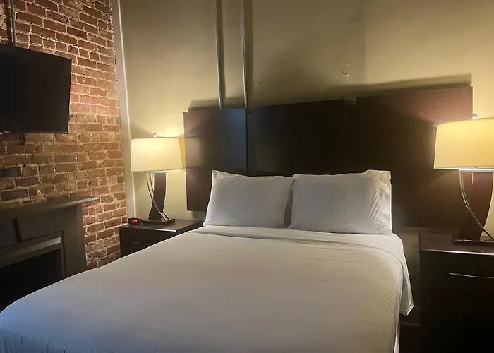 The Skylight Hotel Greenville