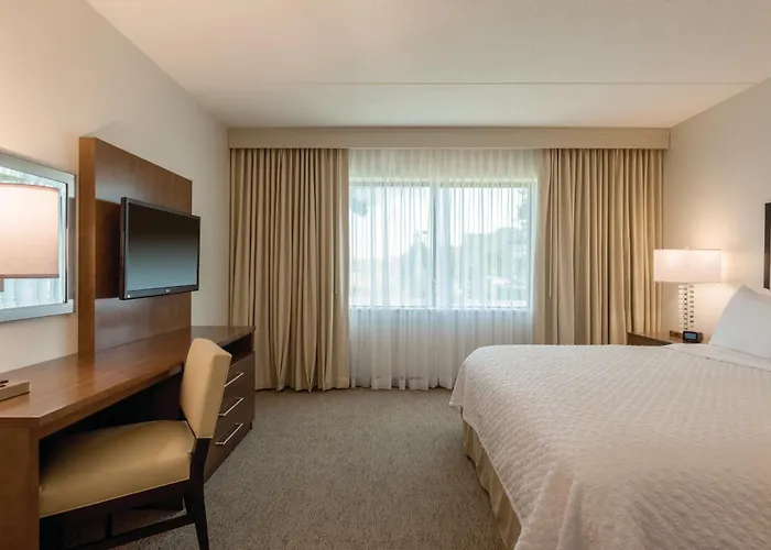 Embassy Suites By Hilton Milwaukee Brookfield