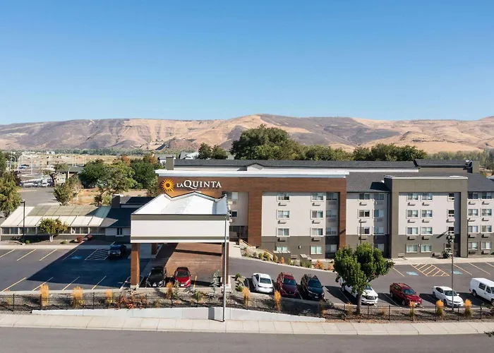 La Quinta Inn & Suites By Wyndham Yakima Downtown