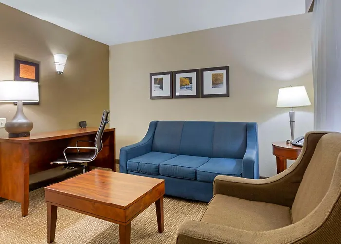 Comfort Suites Near Potomac Mills Woodbridge