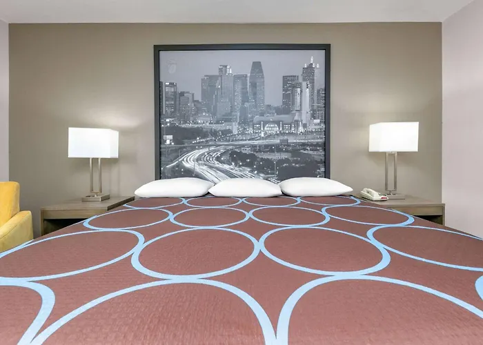 Super 8 By Wyndham Waxahachie Tx Hotel