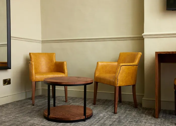 Buckingham Hotels