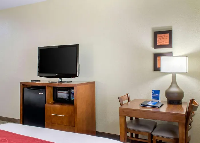 Comfort Inn & Suites Covington - Mandeville