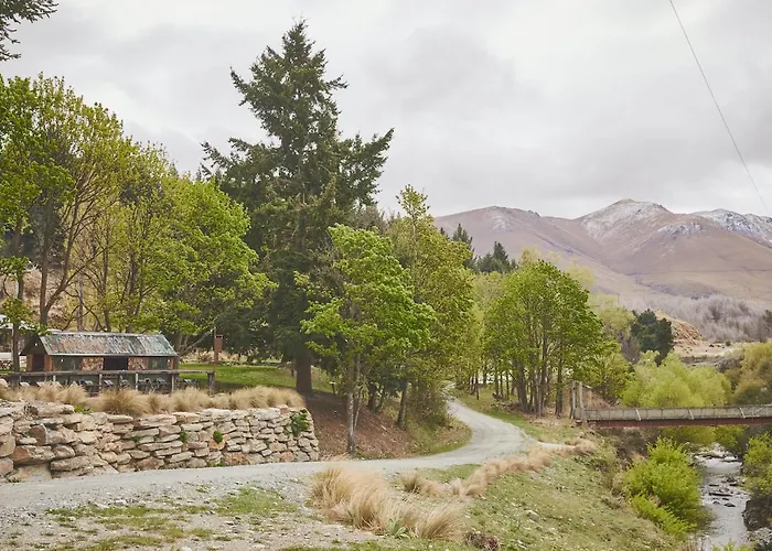Ranfurly Hotels