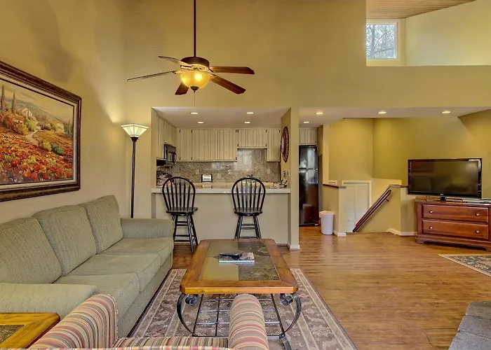 Foxhunt At Sapphire Valley