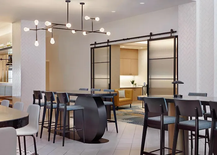 Delta Hotels Calgary Airport In-Terminal