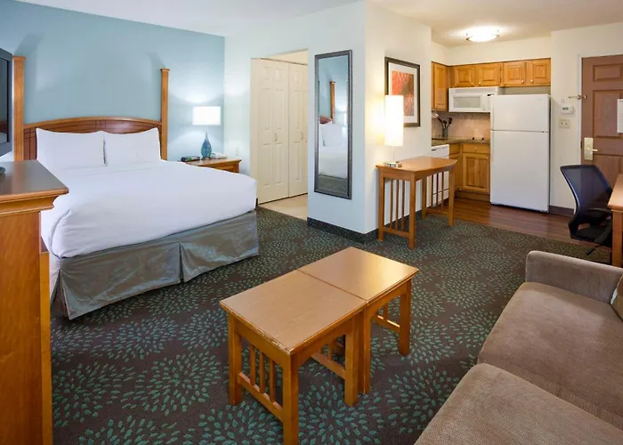 Staybridge Suites Minneapolis-Maple Grove By Ihg