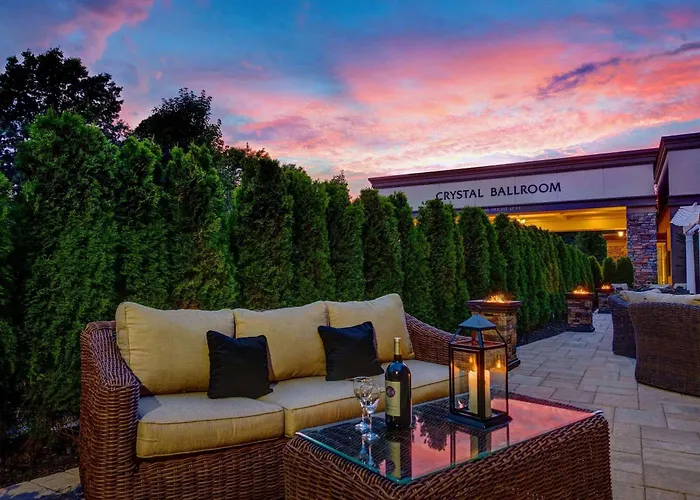 Radisson Hotel Freehold