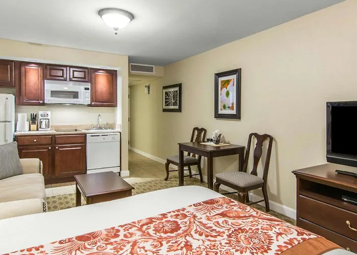 Bluegreen Vacations Patrick Henry Square, An Ascend Collection Resort Williamsburg