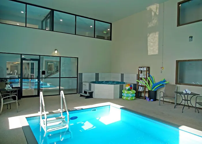 Baymont By Wyndham Monte Vista Hotel