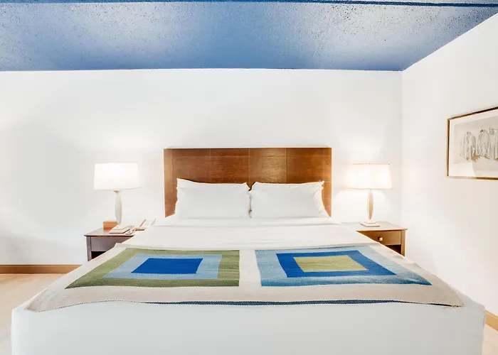 Hotel Downstreet, An Ascend Collection Hotel North Adams