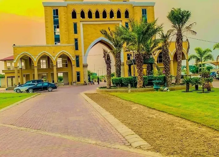 Faisalabad Hotels