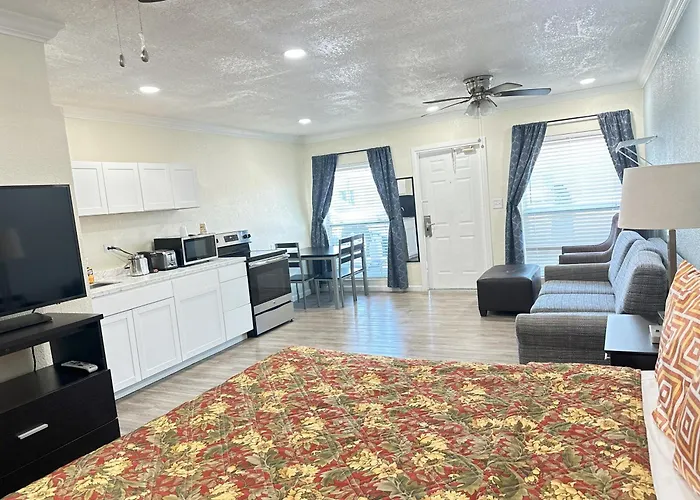 Sunshine Inn & Suites Venice, Florida Venice Gardens