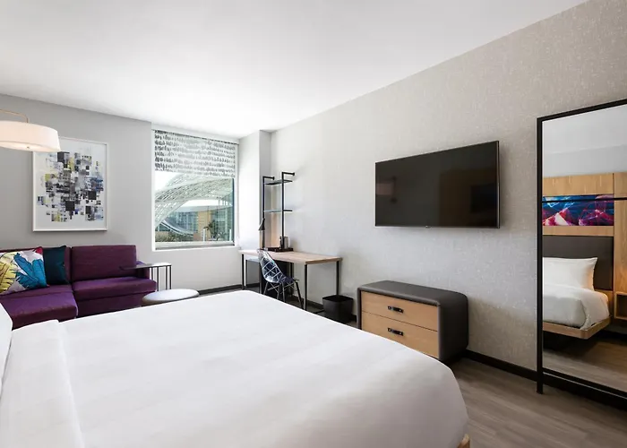 Aloft San Juan Hotel