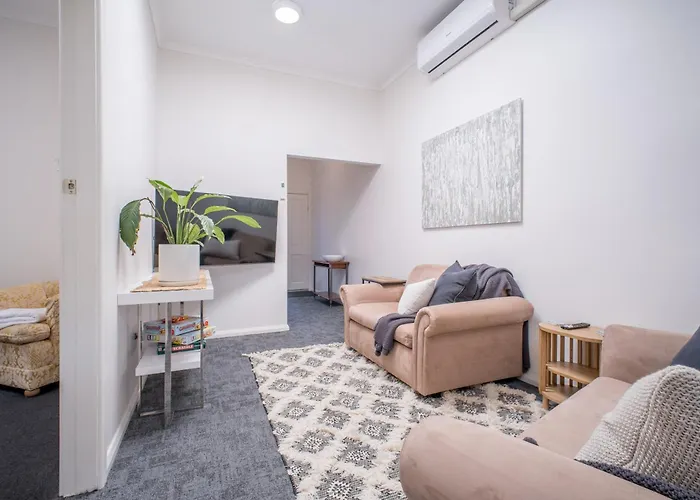 Creswick Hotels