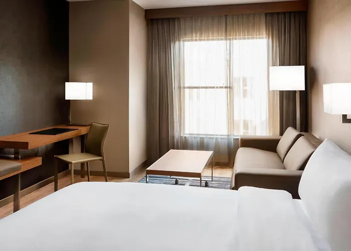 Ac Hotel By Marriott Chapel Hill Downtown