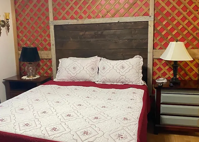 Center Street Cottage Pocatello