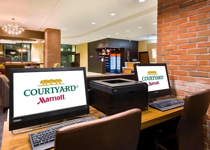 Courtyard By Marriott Little Rock Downtown Hotel