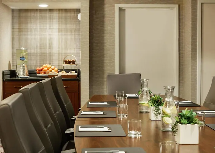 Courtyard Harrisonburg Hotel