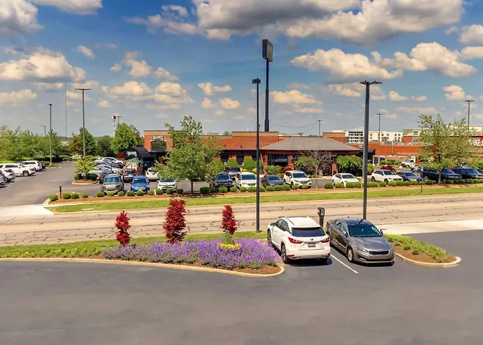 Courtyard Lexington South/Hamburg Place