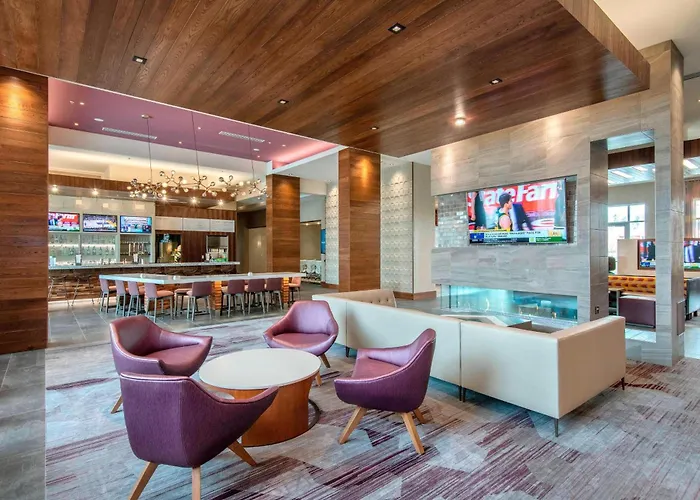 Courtyard By Marriott Raleigh Cary/Parkside Town Commons Hotel