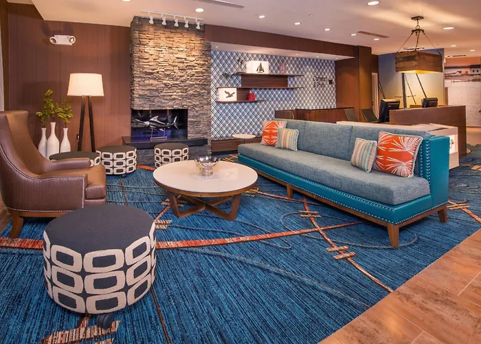 Fairfield Inn & Suites By Marriott Easton