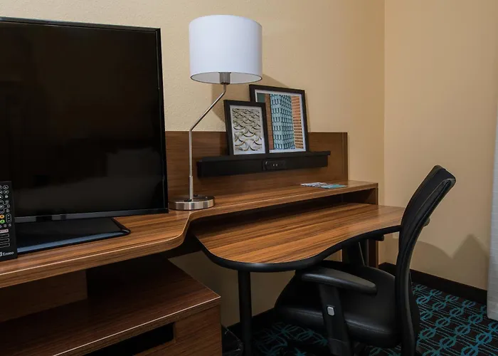 Fairfield Inn & Suites By Marriott Florence I-20