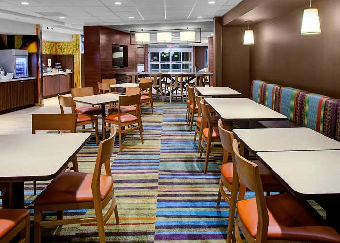 Fairfield Inn & Suites By Marriott Hollister