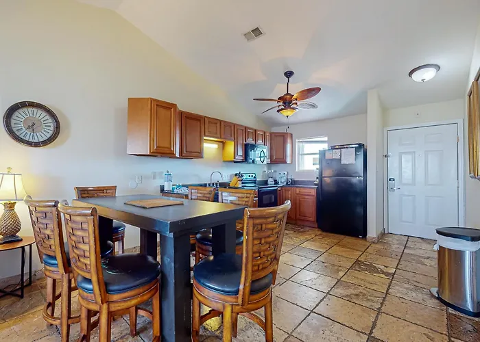 Bayview Beach Escape Pensacola Beach