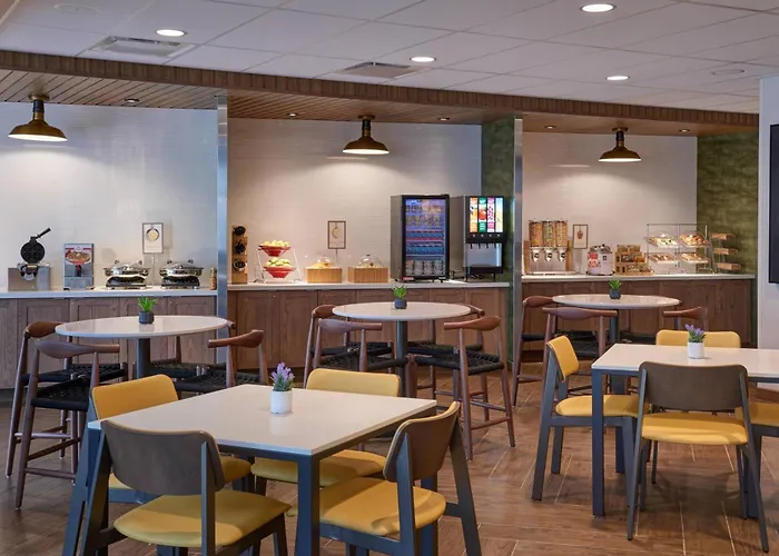 Fairfield Inn & Suites By Marriott Midland