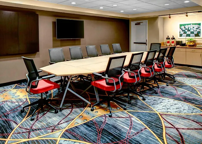 Towneplace Suites By Marriott Bakersfield West