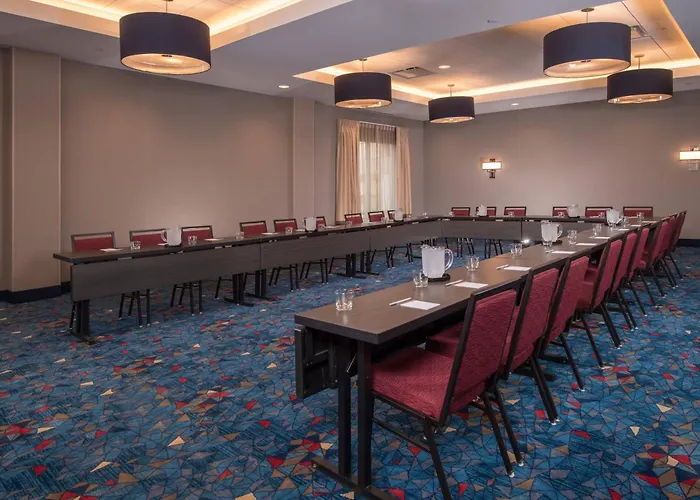 Towneplace Suites By Marriott Altoona