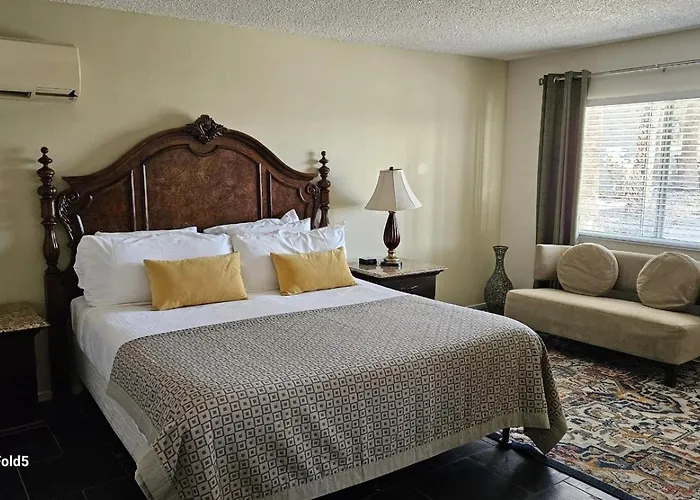 Lido Palms Resort And Spa-Adults Only Desert Hot Springs