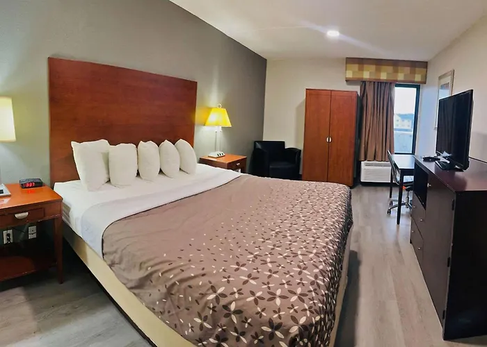 Townhouse Near Hall Of Fame Canton I 77 North Canton