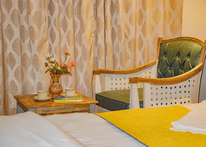 Leh Hotels
