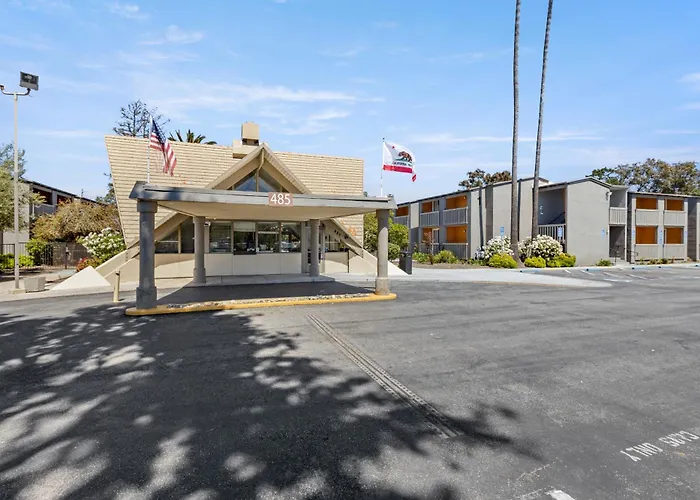 Redwood City Hotels