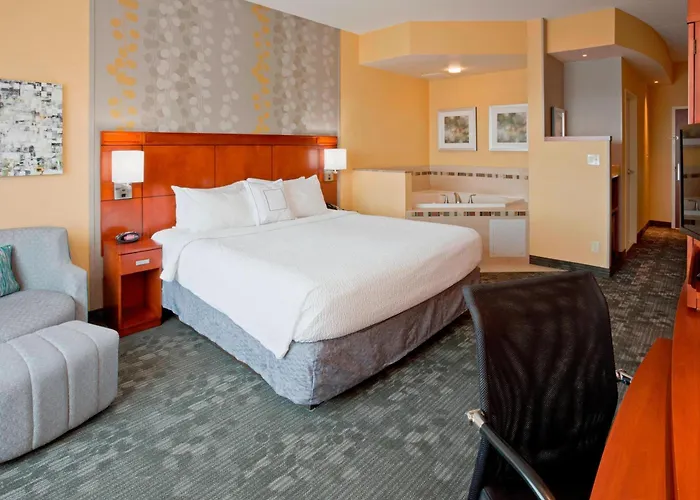 Courtyard Minneapolis Maple Grove Arbor Lakes