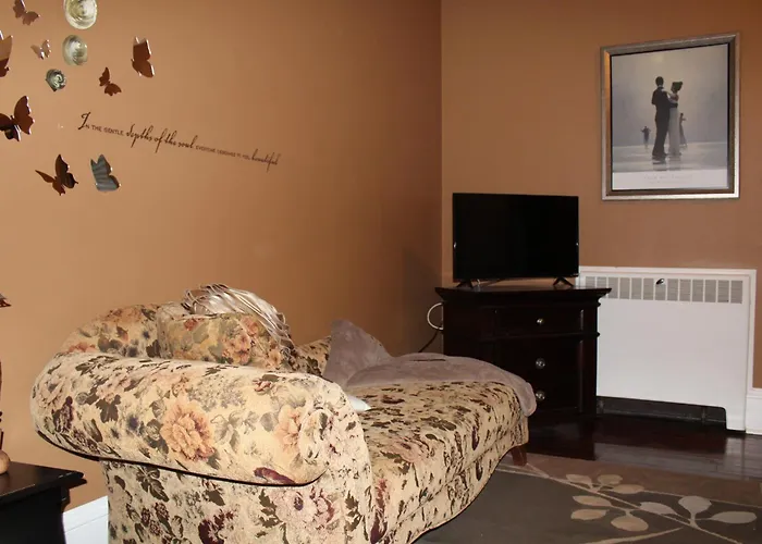 Monroe Manor Inn South Haven