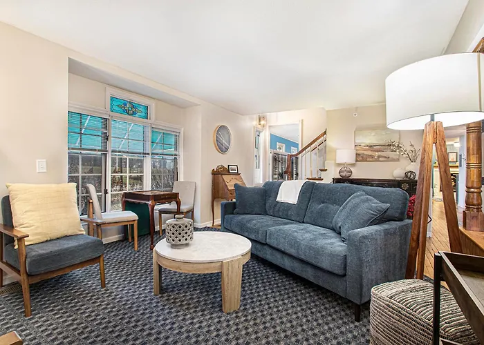 Inn At The Park Bed And Breakfast South Haven