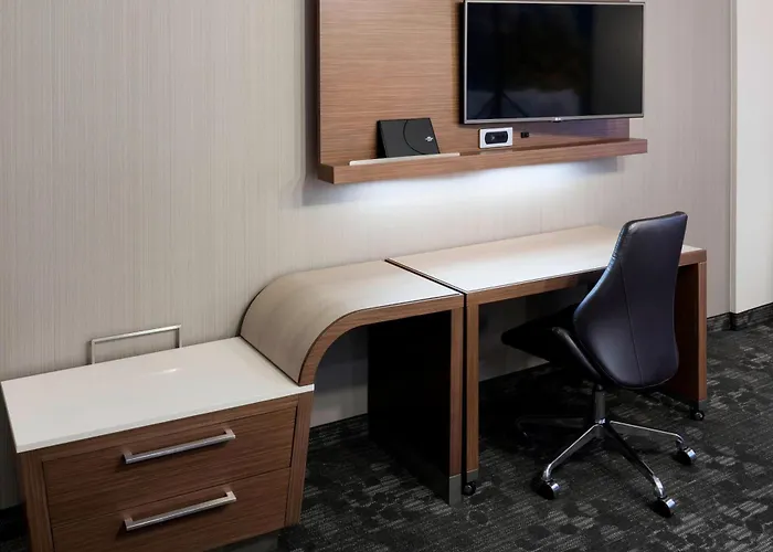 Courtyard By Marriott Houston North/Shenandoah Hotel The Woodlands