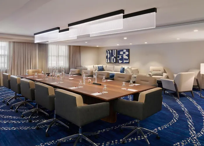 Kingston Marriott Hotel