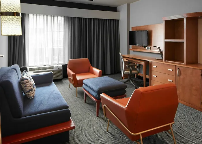 Courtyard By Marriott Charlottesville - University Medical Center