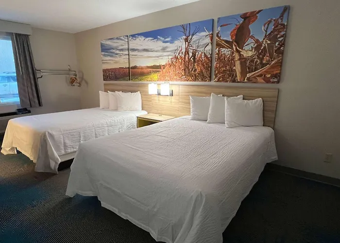 Days Inn By Wyndham Jamestown