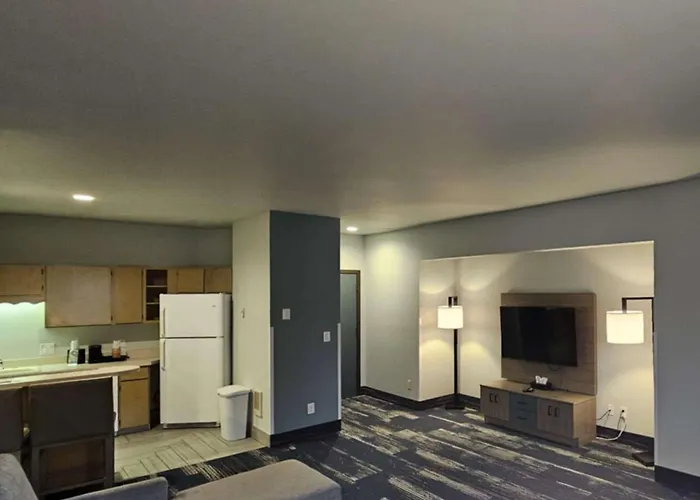 Edgewater Inn And Suites, An Ascend Collection Hotel Coos Bay